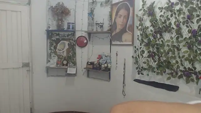 FunnyGrandma online show from 03-26-26, 09:24