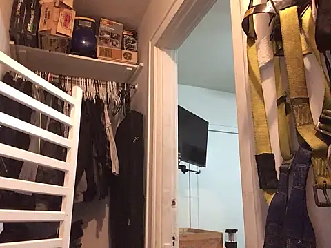 Jcharlesnew69xh online show from 10-15-25, 12:09