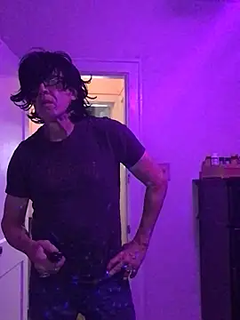 Jcharlesnew69xh online show from 10-21-25, 06:02