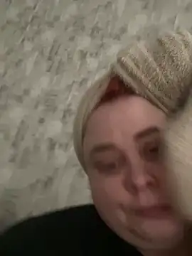 Model9798 online show from 02-13-26, 06:57