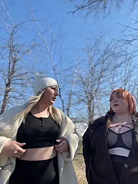 Model9798 online show from 03-04-26, 09:50