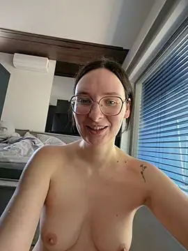 The Snowwhitee online show from 03-10-26, 10:41