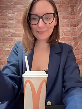 The Snowwhitee online show from 11-20-25, 09:15