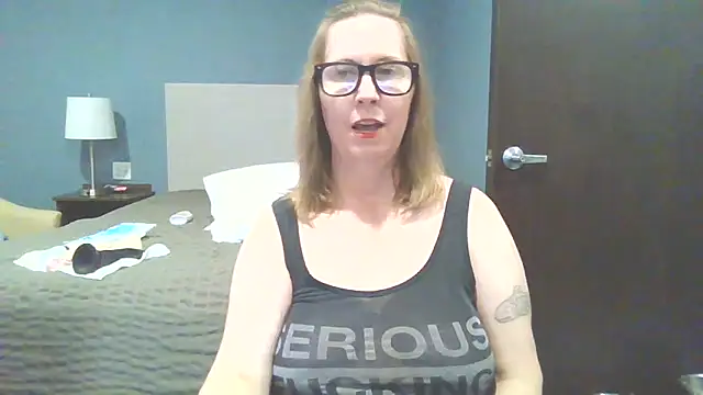 Snapshot of SweetandNaughty1 chatting on 09-15-25, 03:40 SweetandNaughty1 online show from 09-15-25, 03:40