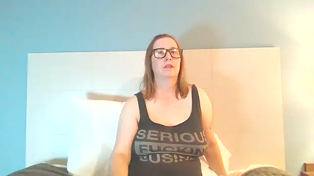 Snapshot of SweetandNaughty1 chatting on 03-14-25, 05:48 SweetandNaughty1 online show from 03-14-25, 05:48