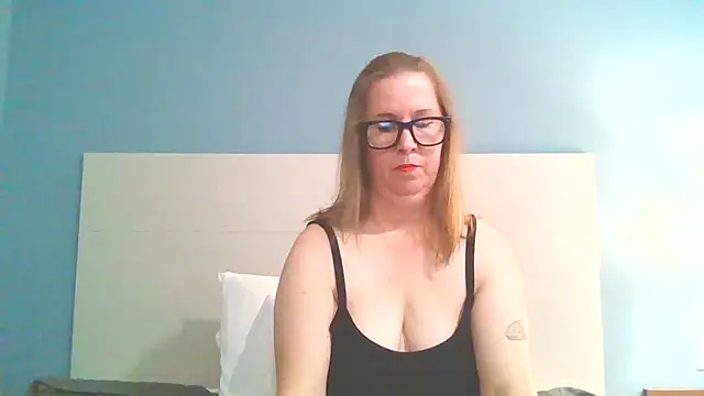 Snapshot of SweetandNaughty1 chatting on 01-29-25, 07:32 SweetandNaughty1 online show from 01-29-25, 07:32