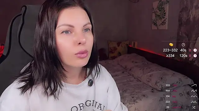 Snapshot of Your_Sweet_Lilu chatting on 06-20-26, 10:20 Your Sweet Lilu online show from 06-20-26, 10:20