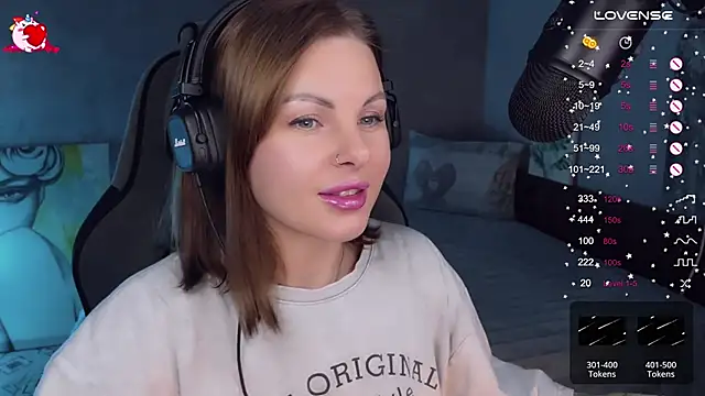 Snapshot of Your_Sweet_Lilu chatting on 10-01-25, 03:38 Your Sweet Lilu online show from 10-01-25, 03:38