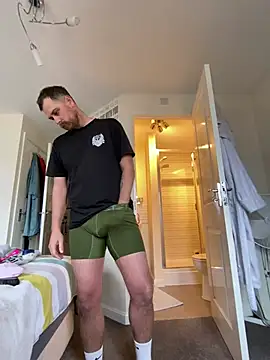 Snapshot of Kramer023 chatting on 02-19-26, 02:36 Kramer023 online show from 02-19-26, 02:36