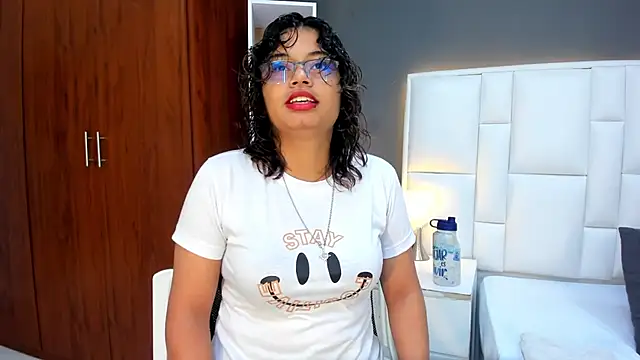 Snapshot of yeral2017 chatting on 01-17-26, 03:04 yeral2017 online show from 01-17-26, 03:04