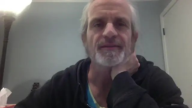 Snapshot of readyforfunxxx chatting on 12-05-25, 04:33 readyforfunxxx online show from 12-05-25, 04:33