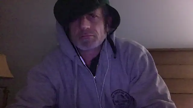 Snapshot of readyforfunxxx chatting on 12-22-24, 01:33 readyforfunxxx online show from 12-22-24, 01:33