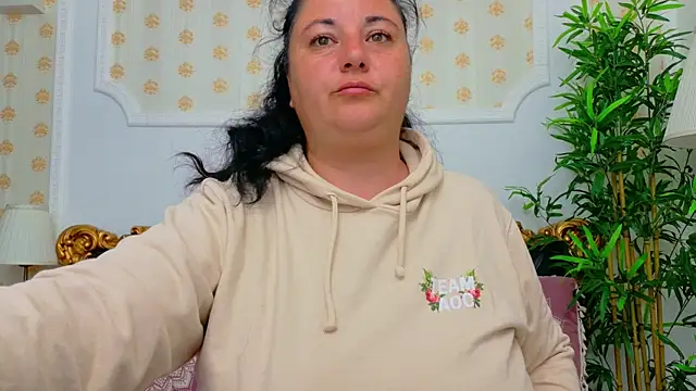 AleshaArabian online show from 05-06-26, 03:54