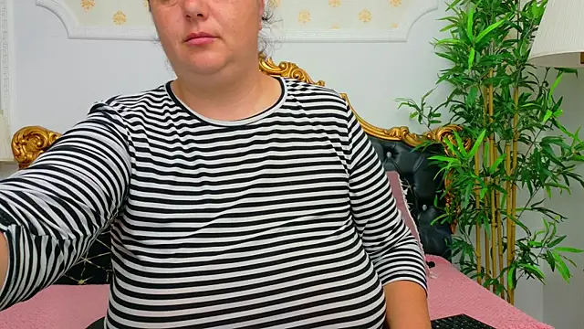 AleshaArabian online show from 05-13-26, 03:35