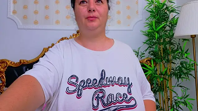 AleshaArabian online show from 07-16-26, 08:06