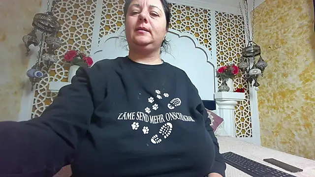 AleshaArabian online show from 12-15-25, 05:13