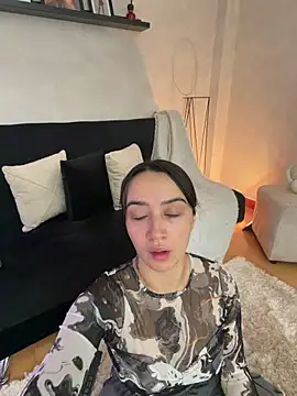 EmmyEvans1 online show from 04-02-26, 08:04