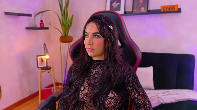 EmmyEvans1 online show from 02-18-26, 07:32