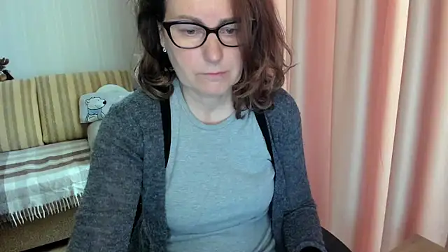 lauraoven online show from 05-08-26, 07:45