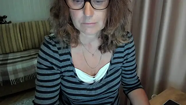 lauraoven online show from 07-06-26, 09:16