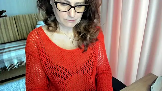 lauraoven online show from 03-06-26, 07:47