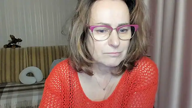 lauraoven online show from 03-20-25, 02:42