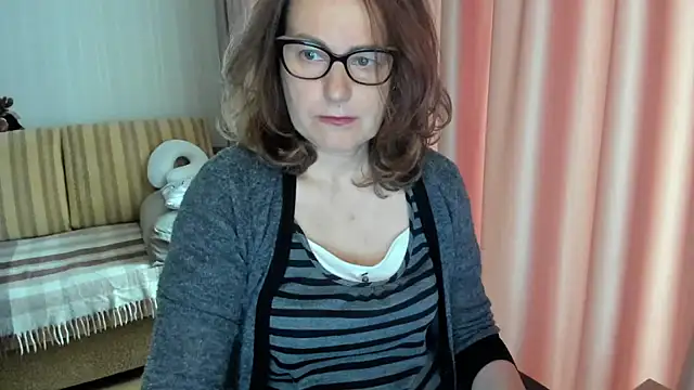 lauraoven online show from 05-07-26, 07:56