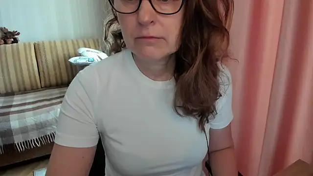 lauraoven online show from 03-27-26, 06:55