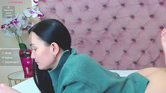 Snapshot of Jasmine_flower chatting on 02-09-25, 04:50 Jasmine flower online show from 02-09-25, 04:50