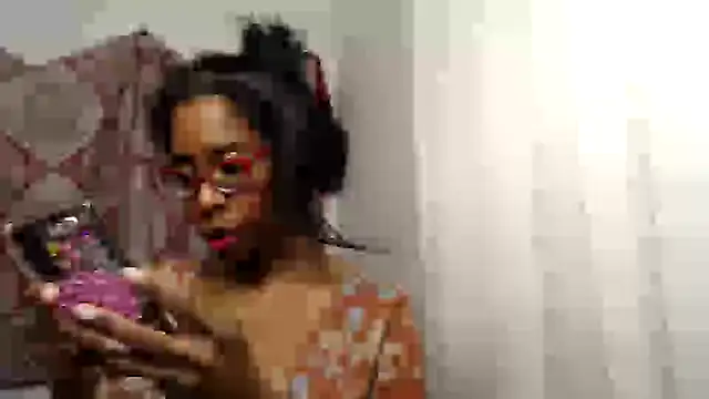 Snapshot of MissMegane chatting on 01-15-25, 12:30 MissMegane online show from 01-15-25, 12:30
