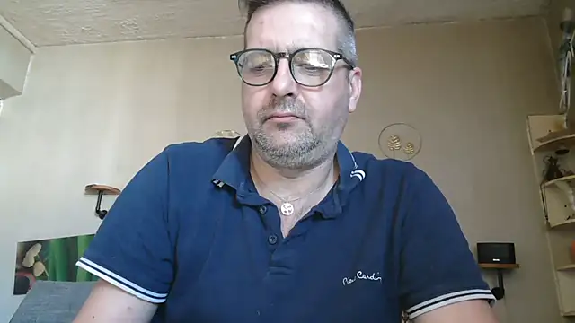 matrikes1 online show from 04-07-26, 01:02