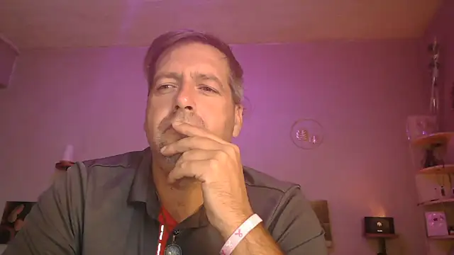 matrikes1 online show from 10-17-25, 01:35