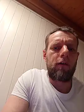 Snapshot of Kw8585kw chatting on 03-08-26, 04:16 Kw8585kw online show from 03-08-26, 04:16