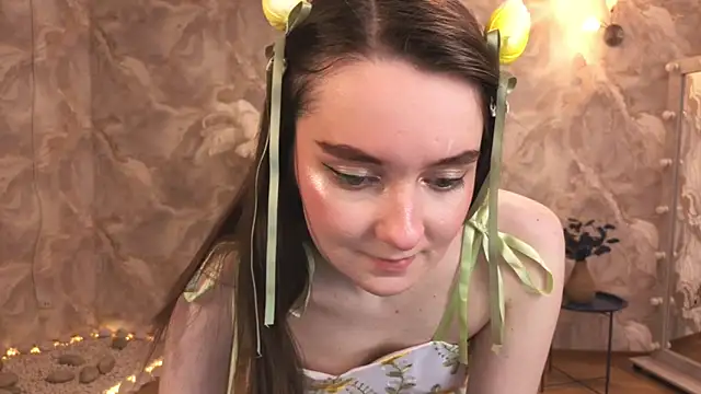 Snapshot of CloudGrace chatting on 02-24-26, 06:20 CloudGrace online show from 02-24-26, 06:20