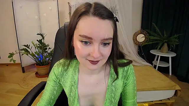 Snapshot of CloudGrace chatting on 03-08-25, 03:17 CloudGrace online show from 03-08-25, 03:17
