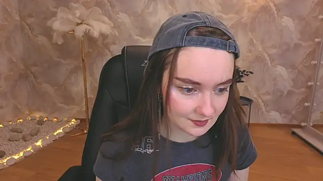 CloudGrace online show from 11-30-25, 03:18