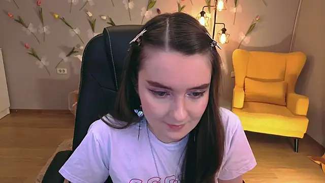 CloudGrace online show from 04-18-26, 07:07