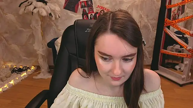 CloudGrace online show from 11-09-25, 06:23