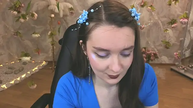 Snapshot of CloudGrace chatting on 06-17-26, 03:17 CloudGrace online show from 06-17-26, 03:17