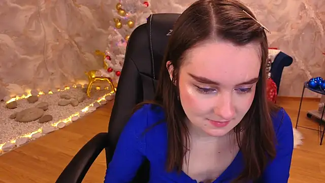 CloudGrace online show from 12-23-25, 03:17