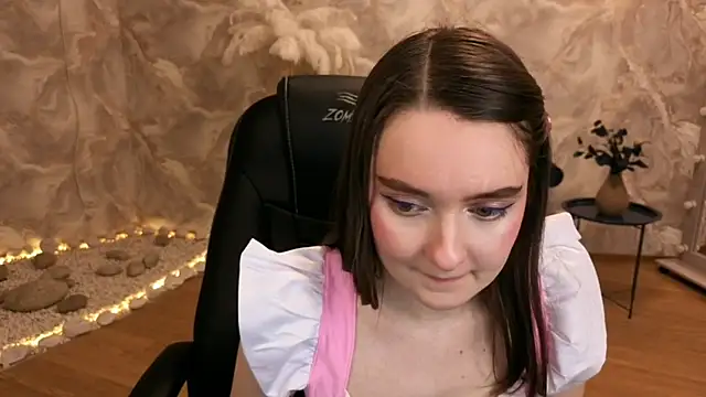 Snapshot of CloudGrace chatting on 01-31-26, 07:12 CloudGrace online show from 01-31-26, 07:12