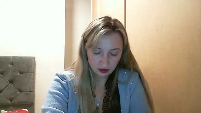 SusanCurt online show from 11-10-25, 08:14