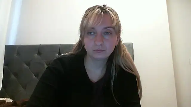 SusanCurt online show from 12-05-25, 09:52