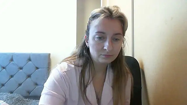 SusanCurt online show from 10-12-25, 08:26