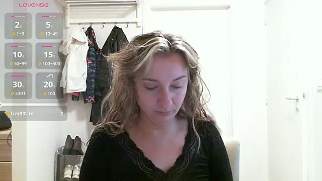 SusanCurt online show from 10-15-25, 08:33