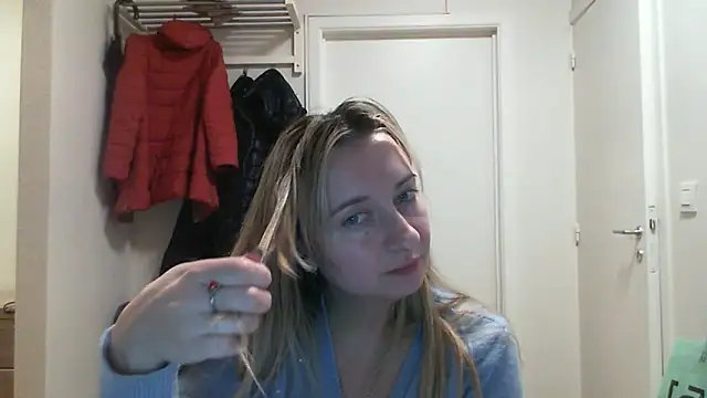 SusanCurt online show from 11-27-25, 10:16