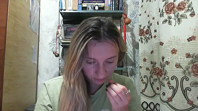 SusanCurt online show from 09-09-25, 06:50