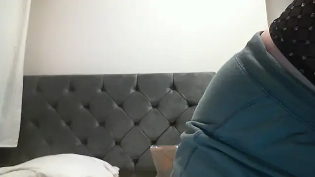 SusanCurt online show from 11-19-25, 07:03