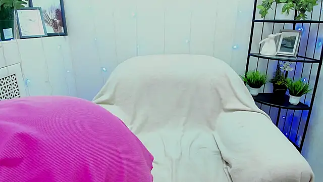 Snapshot of Erika_Lov chatting on 10-25-25, 01:38 Erika Lov online show from 10-25-25, 01:38