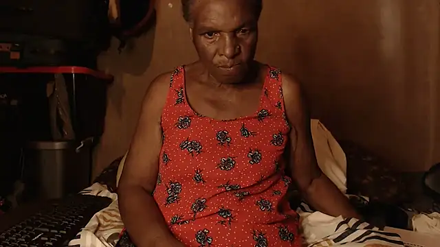 Snapshot of NaughtyGranny chatting on 02-12-25, 12:33 NaughtyGranny online show from 02-12-25, 12:33